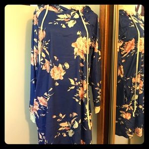 Hooded sweater dress (NEW without Tags)